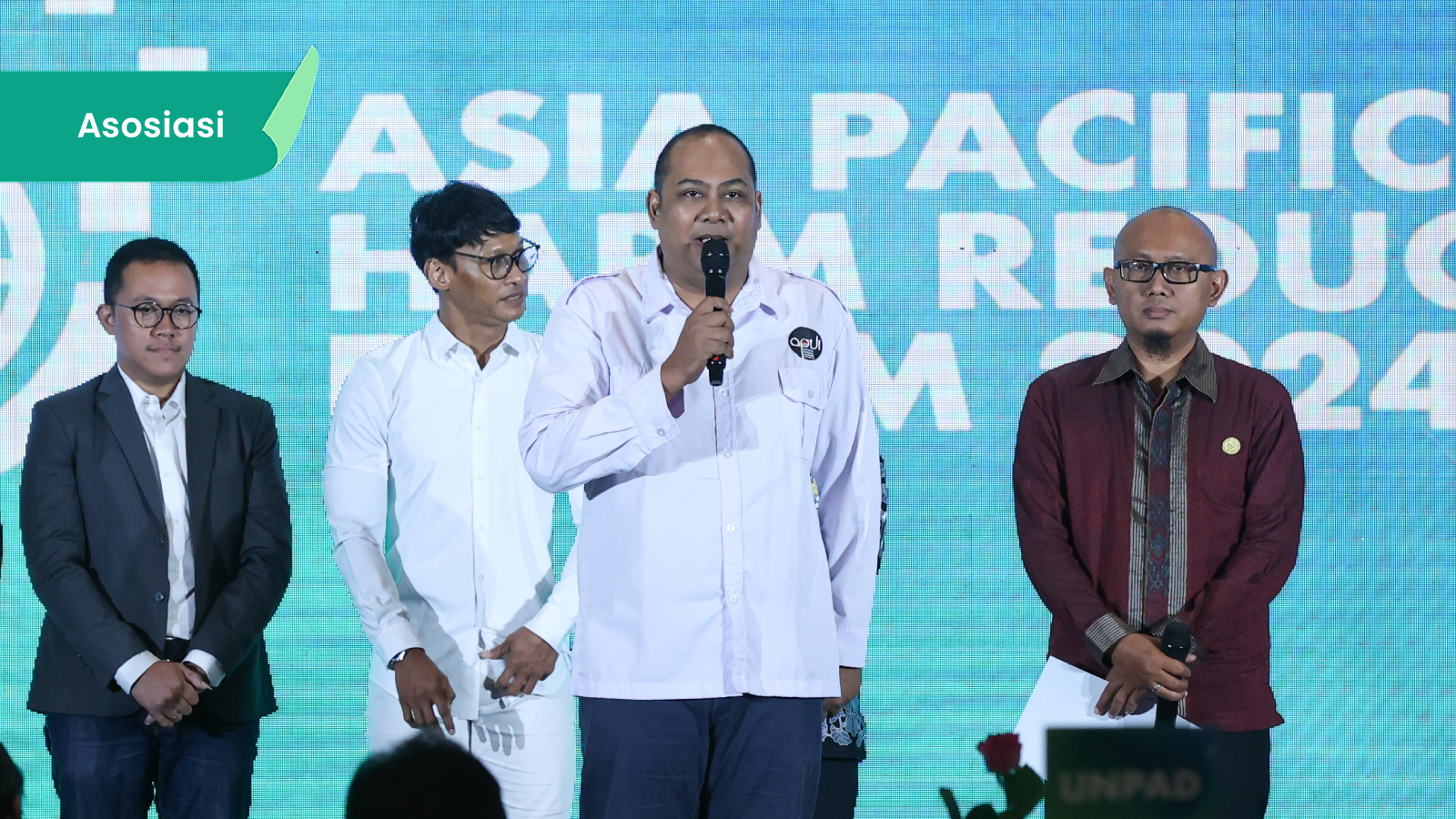 Ilustrasi untuk APVI Tolak Kemasan Polos pada Rokok Elektronik: Alasan dan Dampak