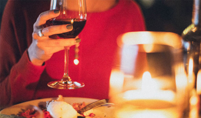 Ilustrasi untuk Candle Light Dinner Bersama Si Dia? Kenali Risikonya!