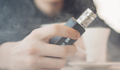 Ilustrasi untuk Benarkah Uap Rokok Elektronik Tidak Berbahaya?